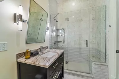 53 E Division Street, Chicago, IL 60610 - Photo 40