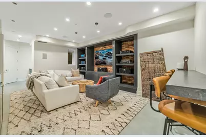 53 E Division Street, Chicago, IL 60610 - Photo 52