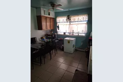 381 Yates Avenue, Calumet City, IL 60409 - Photo 8