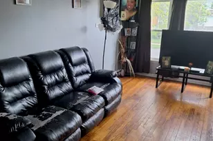 381 Yates Ave, Calumet City, IL 60409 - Photo 12