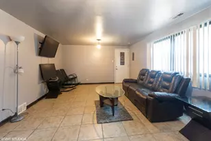 15760 Church Dr, South Holland, IL 60473 - Photo 8