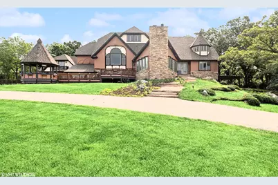 20719 Highview Road, Marengo, IL 60152 - Photo 1