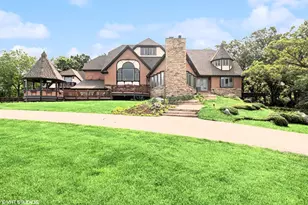 20719 Highview Rd, Marengo, IL 60152 - Photo 1