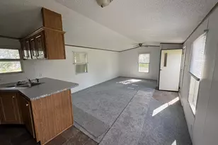 2003 Maple Acres Dr, Princeton, IL 61356 - Photo 4