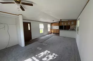 2003 Maple Acres Dr, Princeton, IL 61356 - Photo 2