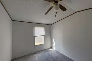 2003 Maple Acres Dr, Princeton, IL 61356 - Photo 12