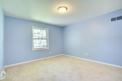 907 Secretariat Drive, Naperville, IL 60540 - Photo 32