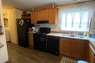 50 Candlelight Dr, Sauk Village, IL 60411 - Photo 4