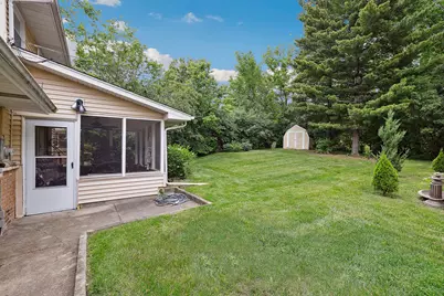 106 Blackhawk Drive, Park Forest, IL 60466 - Photo 20