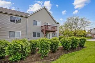 2929 Saganashkee Ln, Naperville, IL 60564 - Photo 24