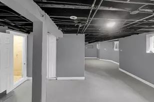 72 E 136th St, Riverdale, IL 60827 - Photo 14