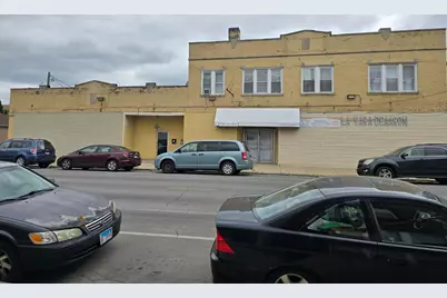 5154 W Wolfram Street, Chicago, IL 60641 - Photo 2