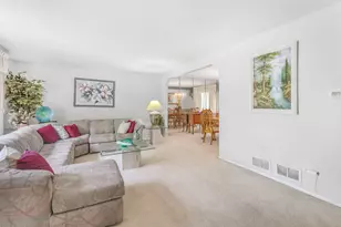 22757 Lakeshore Dr, Richton Park, IL 60471 - Photo 2