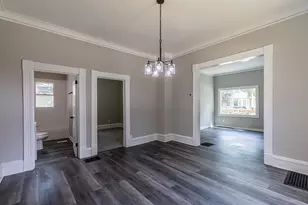 324 W Sumner St, Streator, IL 61364 - Photo 10