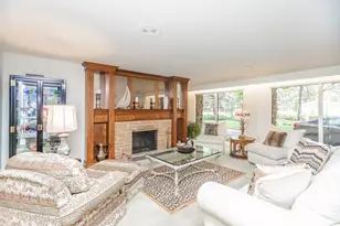 8080 Wolf Rd, Burr Ridge, IL 60527 - Photo 12