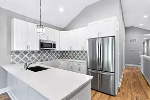 4231 S Champlain Ave, Chicago, IL 60653 - Photo 4