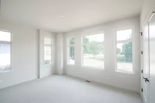 8 Heritage Dr, Highland Park, IL 60035 - Photo 16