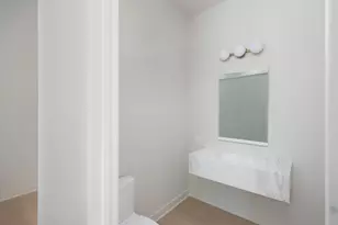 8 Heritage Dr, Highland Park, IL 60035 - Photo 14