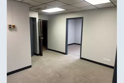 701 E Irving Park Road, Roselle, IL 60172 - Photo 8