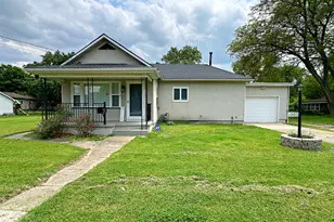 1003 Bazore St, Streator, IL 61364 - Photo 1