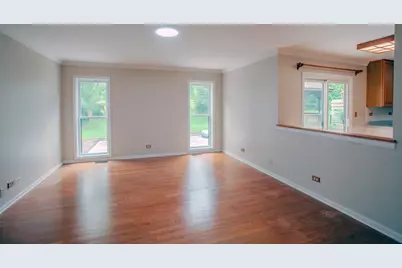 2705 Colonial Drive, Elgin, IL 60124 - Photo 16