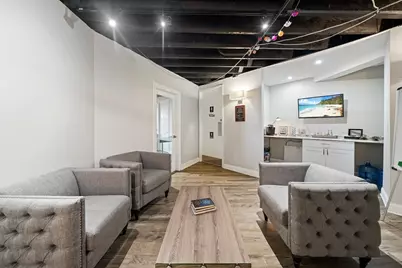 1000 N Milwaukee Avenue #403, Chicago, IL 60642 - Photo 2