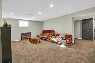 905 Bergamot St, Savoy, IL 61874 - Photo 38