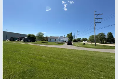 1033 S Wheeling Road, Wheeling, IL 60090 - Photo 6