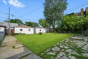 7754 S Yates Blvd, Chicago, IL 60649 - Photo 24