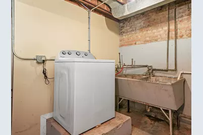 7754 S Yates Boulevard, Chicago, IL 60649 - Photo 28