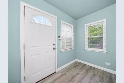 7754 S Yates Boulevard, Chicago, IL 60649 - Photo 22