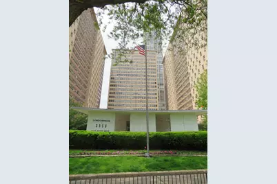 3950 N Lake Shore Drive #1207B, Chicago, IL 60613 - Photo 2