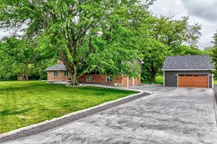 2531 E 1669th Rd, Ottawa, IL 61350 - Photo 2