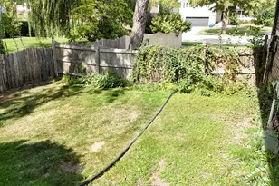 494 E Atwood Ct, Elmhurst, IL 60126 - Photo 10