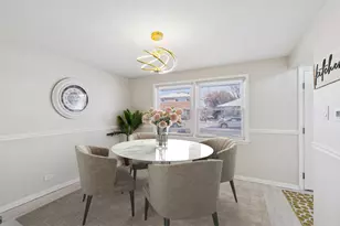 16010 Dobson Ave, South Holland, IL 60473 - Photo 8