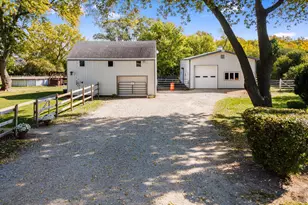 4S365 Meadow Rd, Naperville, IL 60563 - Photo 4