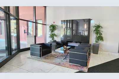 1645 W Ogden Avenue #417, Chicago, IL 60612 - Photo 2