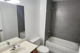 1645 W Ogden Ave, Chicago, IL 60612 - Photo 16