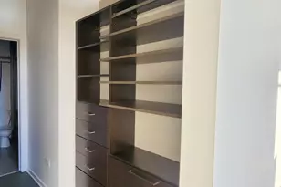 1645 W Ogden Ave, Chicago, IL 60612 - Photo 8