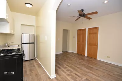 6250 N Winthrop Avenue #204, Chicago, IL 60660 - Photo 2