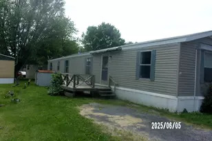 23 Sugar Creek Ct, Watseka, IL 60970 - Photo 2