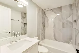 2254 N Fremont St, Chicago, IL 60614 - Photo 16