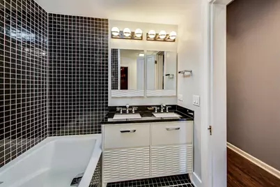 2254 N Fremont Street, Chicago, IL 60614 - Photo 40