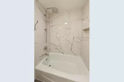 2254 N Fremont Street, Chicago, IL 60614 - Photo 10