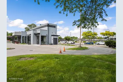 720 E Rand Road, Mount Prospect, IL 60056 - Photo 4