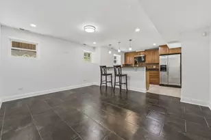 7733 N Marshfield Ave, Chicago, IL 60626 - Photo 18
