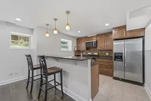 7733 N Marshfield Ave, Chicago, IL 60626 - Photo 20