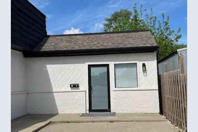 110 N State Street #B, Marengo, IL 60152 - Photo 2