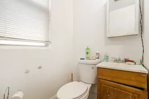 8011 S Ada St, Chicago, IL 60620 - Photo 6