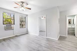 4875 N Magnolia Ave, Chicago, IL 60640 - Photo 4